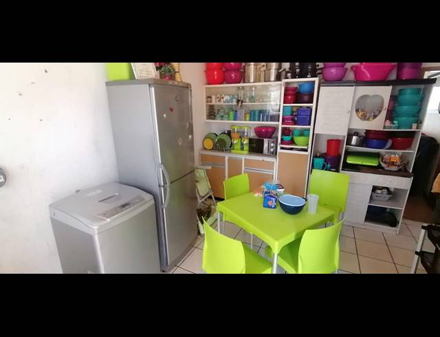 3 BEDROOM FLAT SOLD IN ELANDSHEUWEL